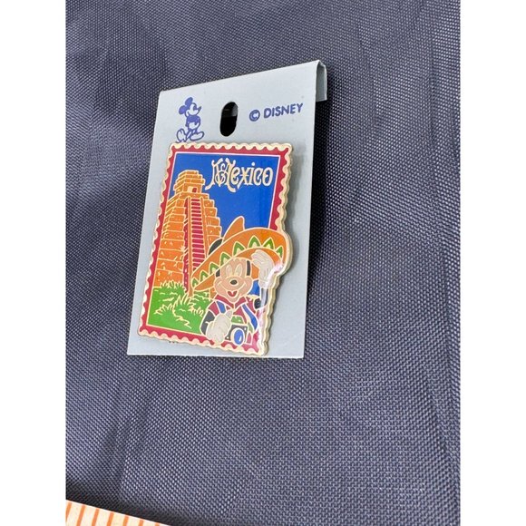 Epcot 15th Anniversary Stamp Series Disney Pin Mexico‎ Mickey - Picture 5 of 6